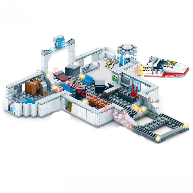 528PCS Space Combat Base Capsule Game Alien Building Blocks Doll Model Bricks Kids Kits Gift for Children
528PCS Space Combat Base Capsule Game Alien Building Blocks Doll Model Bricks Kids Kits Gift for Children