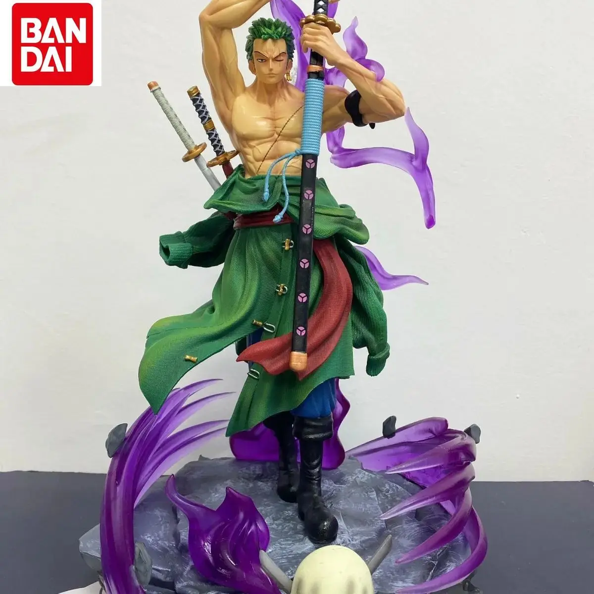 Bandai Anime One Piece Straw Hat Group Drawing Knife Sauron Cute Children's Hand-made Model Ornament Toy 36CM
Bandai Anime One Piece Straw Hat Group Drawing Knife Sauron Cute Children's Hand-made Model Ornament Toy 36CM
