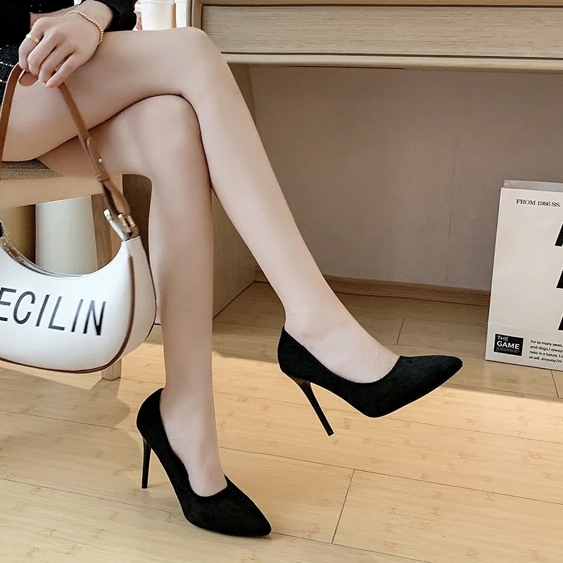 2022 New Shallow Mouth Large Size High Heels Women's Pointed Toe Solid Color Women's Shoes Fashion All-match Shallow Mouth
2022 New Shallow Mouth Large Size High Heels Women's Pointed Toe Solid Color Women's Shoes Fashion All-match Shallow Mouth