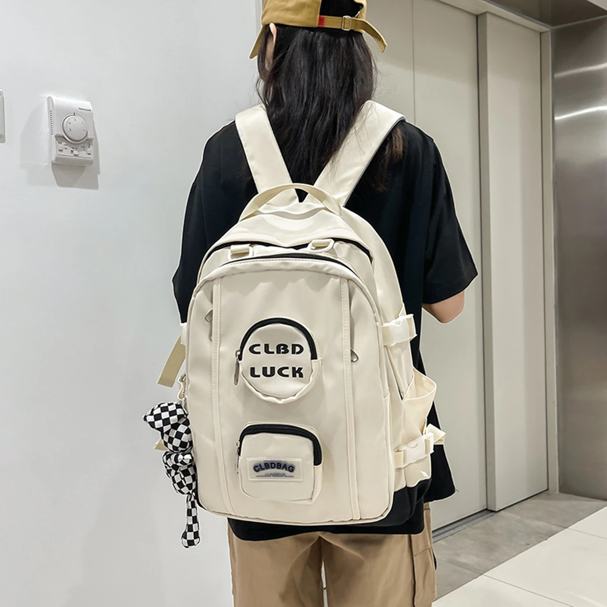 2022 Casual Travel Computer Double Shoulder Bag Junior High Shcoolbag Student Handbag Waterproof Nylon Large Capacity Backpack
2022 Casual Travel Computer Double Shoulder Bag Junior High Shcoolbag Student Handbag Waterproof Nylon Large Capacity Backpack