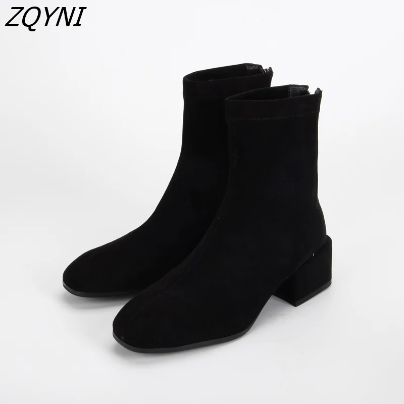 Thin women's boots popular in autumn and winter 2022, medium thick elastic ankle boots, zipper and square head fashion
Thin women's boots popular in autumn and winter 2022, medium thick elastic ankle boots, zipper and square head fashion