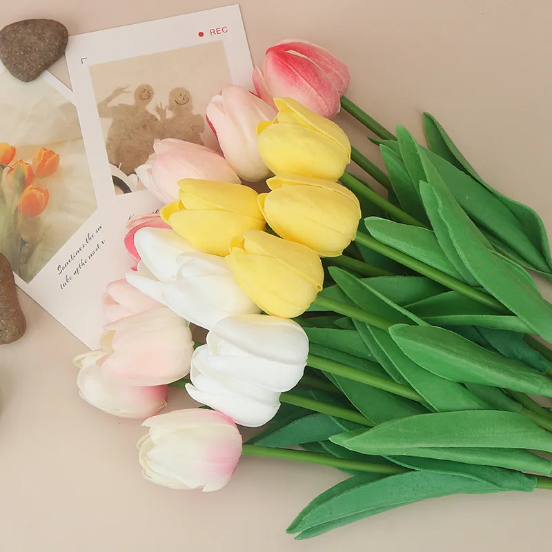 5PCS 30cm Tulip Artificial Flower Real Touch Artificial Bouquet PU Fake Flower For Valentine's Day Wedding Party Room Decoration
5PCS 30cm Tulip Artificial Flower Real Touch Artificial Bouquet PU Fake Flower For Valentine's Day Wedding Party Room Decoration