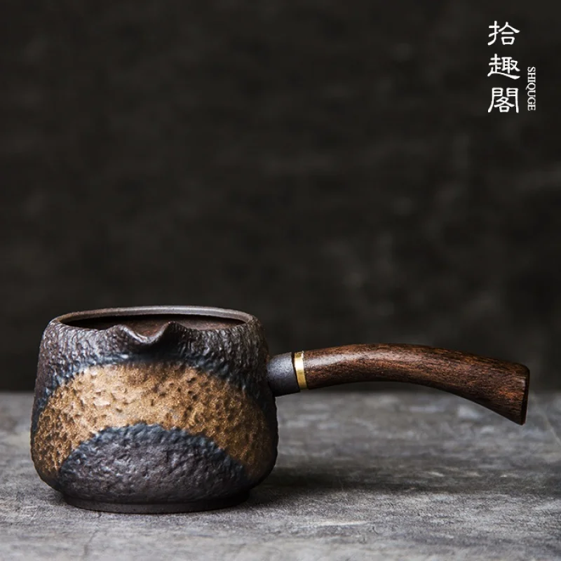 

Handmade Ceramic Side Handle Pitcher Japanese Style Retro Stoneware Fair Cup Wood Handle Firewood Tea Pot Kung Fu Tea Set Tea Pi