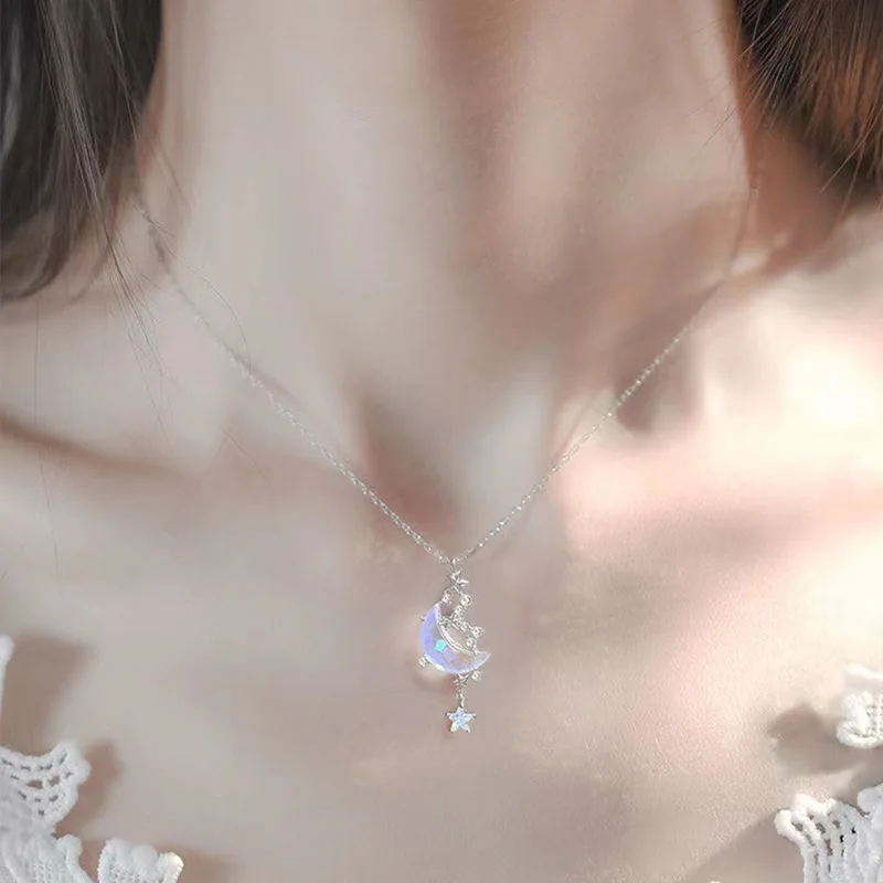 Korean Style Luxury Simple Moon Pentagram Pendant Necklace Female High Sense Collarbone Chain Girlfriends Birthday Gift
Korean Style Luxury Simple Moon Pentagram Pendant Necklace Female High Sense Collarbone Chain Girlfriends Birthday Gift