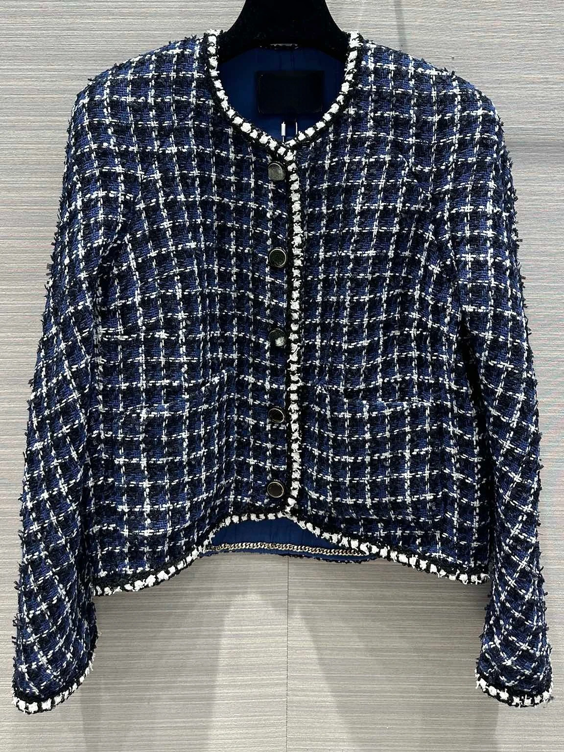 Spring Autumn silk liningVintage Long Sleeve Single Breasted Tweed Jackets Women Tops Casaco Coat Female Abrigos
Spring Autumn silk liningVintage Long Sleeve Single Breasted Tweed Jackets Women Tops Casaco Coat Female Abrigos