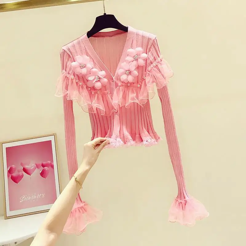 Women Sweet Beaded 3D Flowers V-neck Mesh Stiching Knitted Cardigan Fall Short Slim Ruffles Lace Sweater Coat Lace Knitwear Tops
Women Sweet Beaded 3D Flowers V-neck Mesh Stiching Knitted Cardigan Fall Short Slim Ruffles Lace Sweater Coat Lace Knitwear Tops