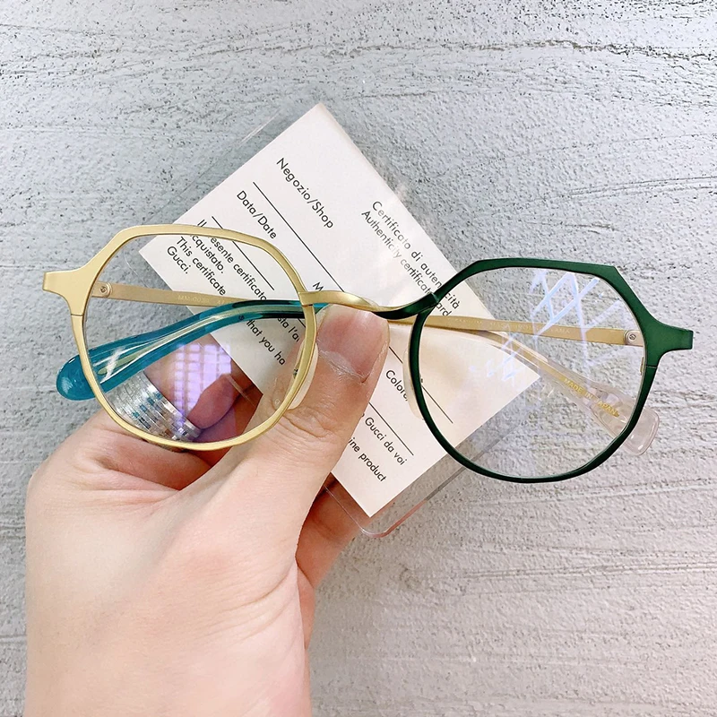 JAPAN Brand personality Double color Alloy Glasses Frame Men Myopia Optical Prescription Eyeglasses Women MM-0039 Eyewear
JAPAN Brand personality Double color Alloy Glasses Frame Men Myopia Optical Prescription Eyeglasses Women MM-0039 Eyewear