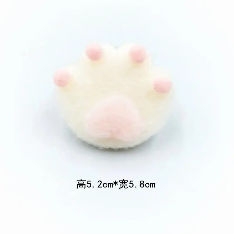 Cartoon plush cat claw brooch ins wind soft cute pin girl heart high value clothes bag all-match decoration
Cartoon plush cat claw brooch ins wind soft cute pin girl heart high value clothes bag all-match decoration