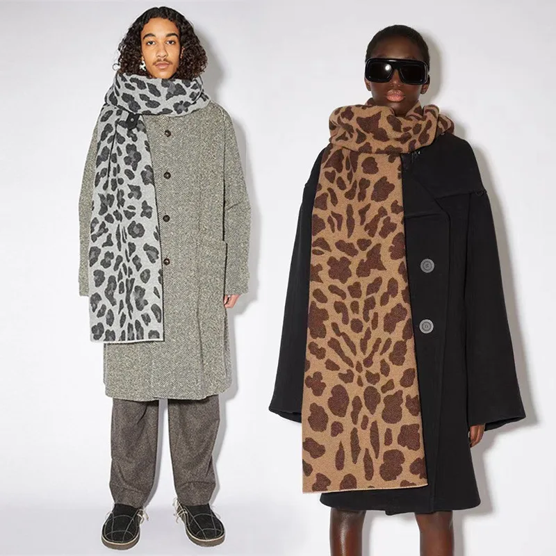 Thickened Warm Shawl Women's AC Embroidery Camouflage Cashmere Fashion Classic Leopard Print Scarf In Autumn and Winter
Thickened Warm Shawl Women's AC Embroidery Camouflage Cashmere Fashion Classic Leopard Print Scarf In Autumn and Winter