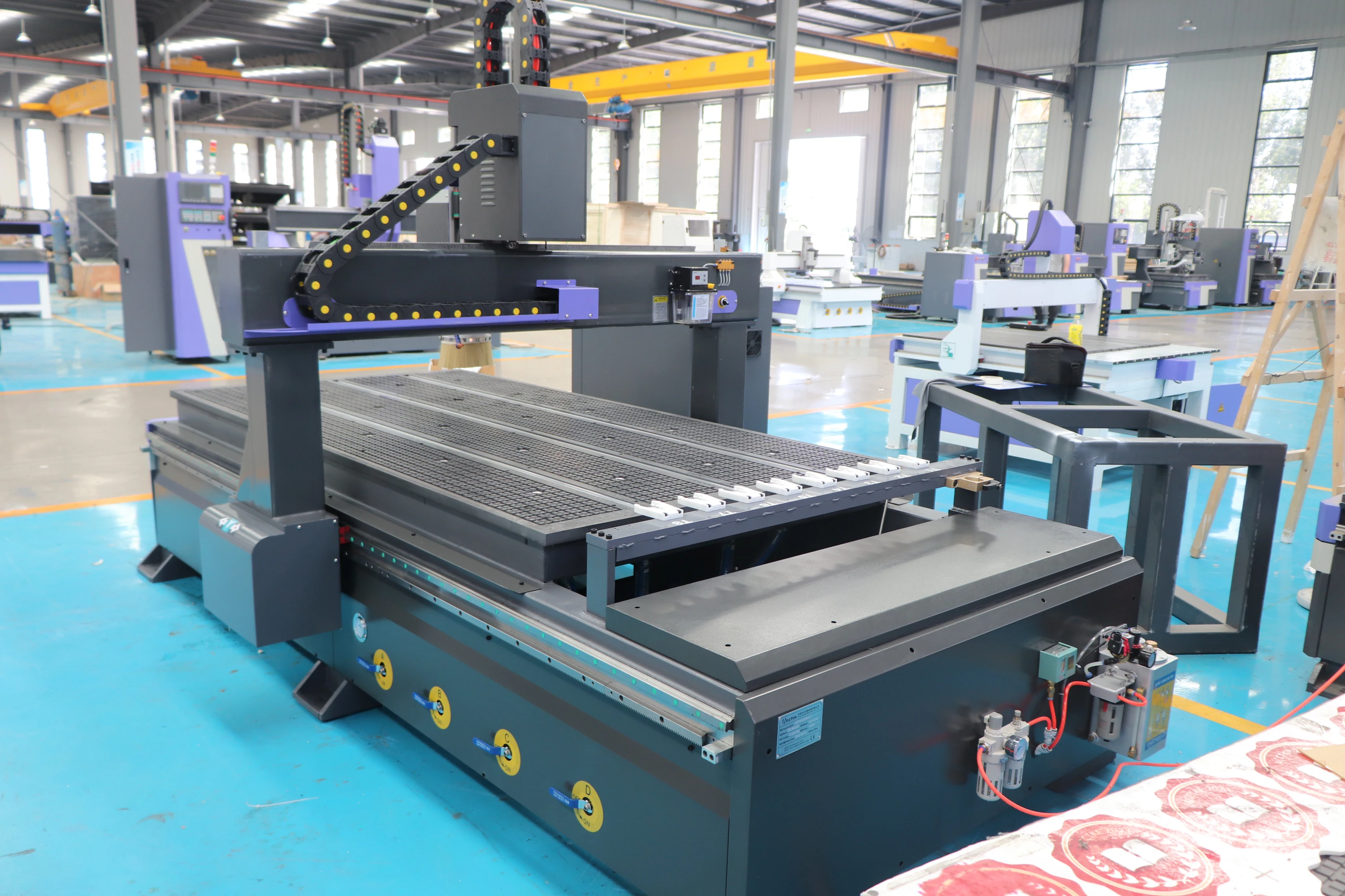 3-осевой фрезерный станок с ЧПУ ATC, автомобильный станок, фрезерный станок для дерева, 1325 1530 2030 2040, пластиковый алюминий, реклама на мебель, ин... 
3-осевой фрезерный станок с ЧПУ ATC, автомобильный станок, фрезерный станок для дерева, 1325 1530 2030 2040, пластиковый алюминий, реклама на мебель, ин...