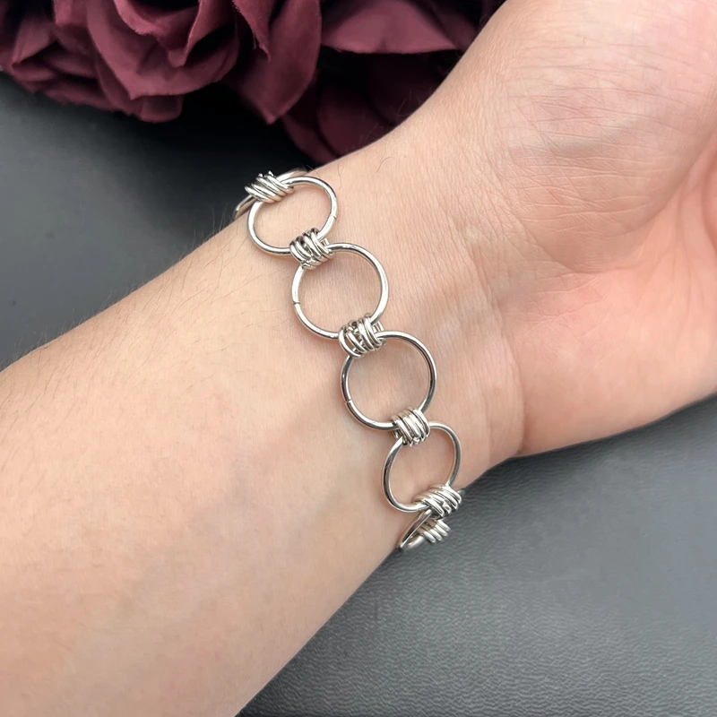 Gothic Punk O Ring Bracelet,Chunky Bracele Alternative Punk Gothic Style Jewelry, E Girl/ Boy Style, Grunge Unisex Jewelry 
Gothic Punk O Ring Bracelet,Chunky Bracele Alternative Punk Gothic Style Jewelry, E Girl/ Boy Style, Grunge Unisex Jewelry