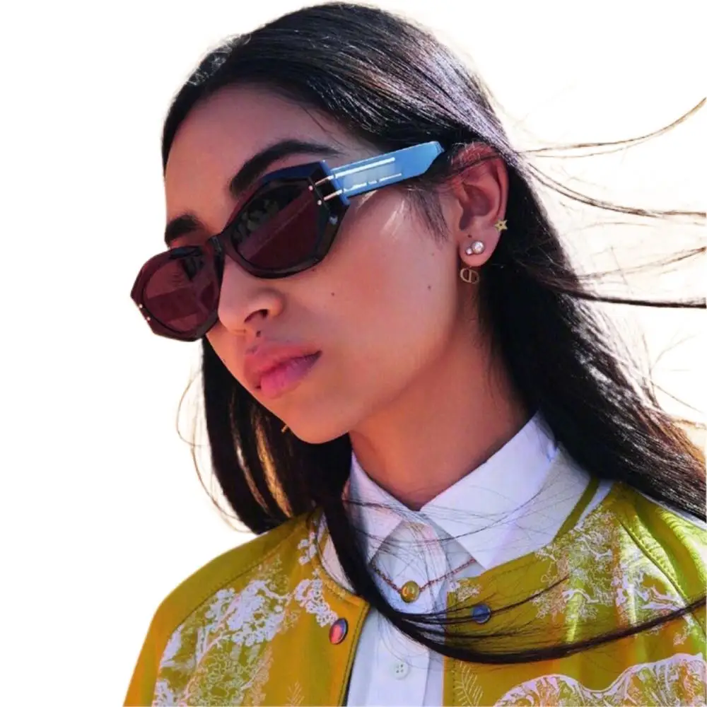 

2022 New Fashion Personality Small Frame Oval Sunglasses Ins The Same Sunglasses Trend Brand Signature B1U