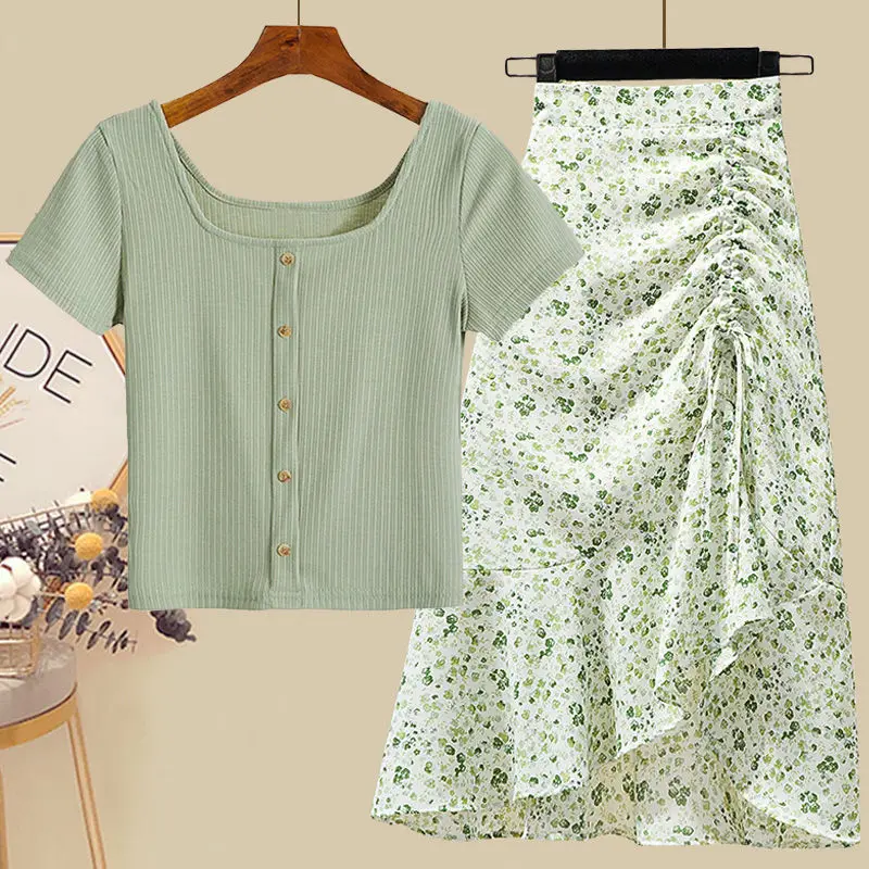Summer Skirt Suit Women Short Sleeve Knit T-shirt Tops and Floral Long Skirts Fashion 2 Piece Sets Womens Outfits Clothing Q556
Summer Skirt Suit Women Short Sleeve Knit T-shirt Tops and Floral Long Skirts Fashion 2 Piece Sets Womens Outfits Clothing Q556