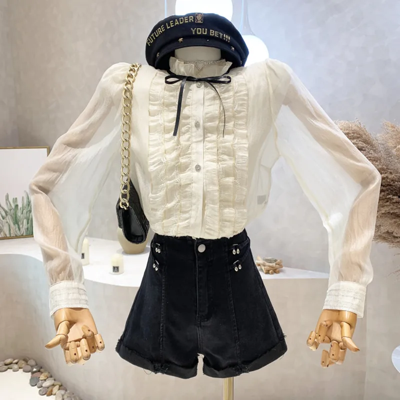 Новая женская одежда нишевого дизайна 2022, летняя тонкая рубашка с воротником-стойкой и длинным рукавом, свободный милый солнцезащитный Топ,...
Новая женская одежда нишевого дизайна 2022, летняя тонкая рубашка с воротником-стойкой и длинным рукавом, свободный милый солнцезащитный Топ,...