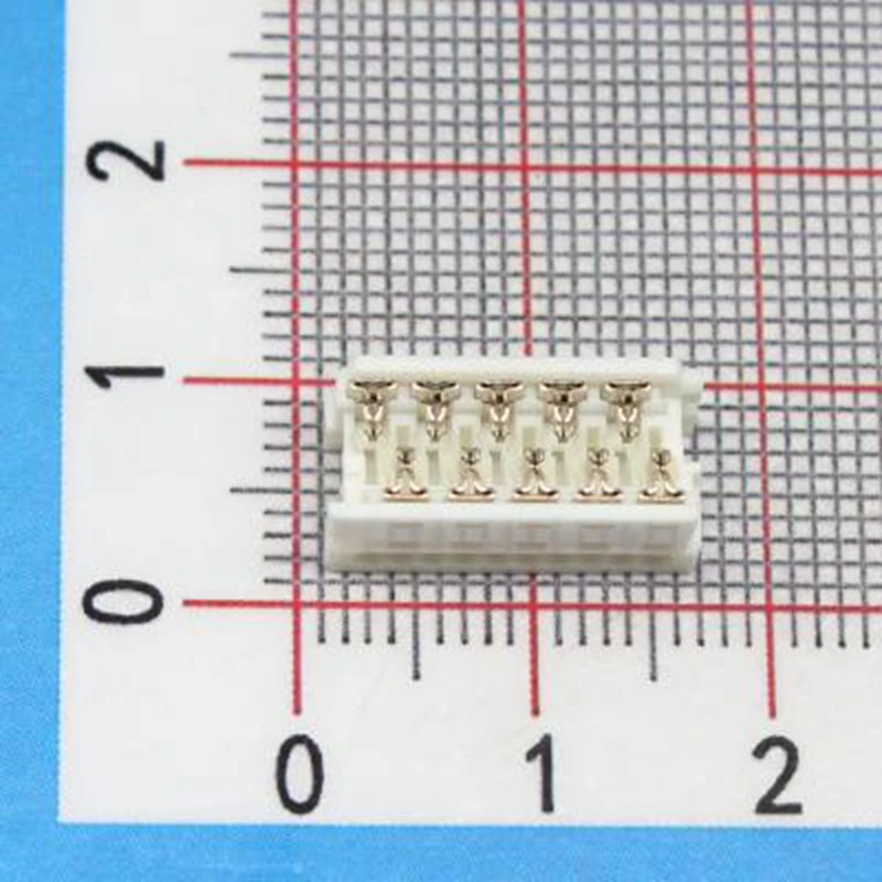 20Pcs/Lot 90327-0310 MOLEX CONNECTOR The corresponding metal needle can contact customer service
20Pcs/Lot 90327-0310 MOLEX CONNECTOR The corresponding metal needle can contact customer service