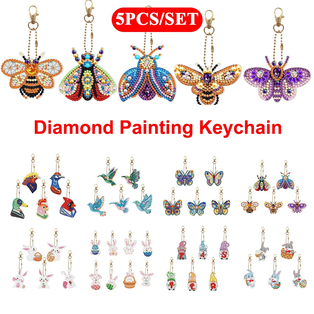 Брелок-подвеска для женских сумок в виде страз
Брелок-подвеска для женских сумок в виде страз