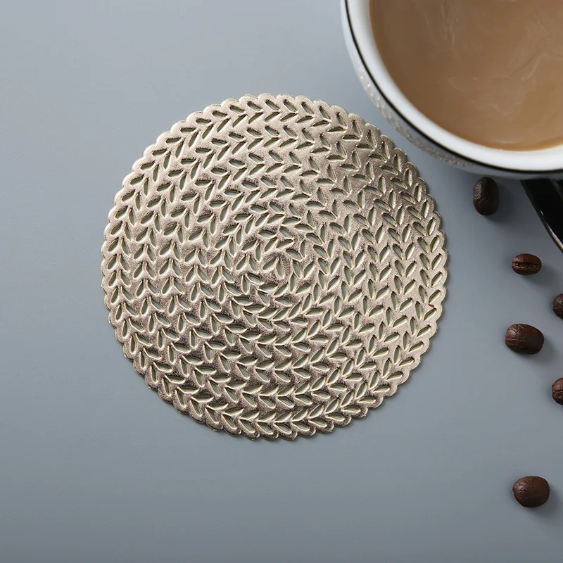 Hollow Snowflake Bronzing Coaster PVC Table Mat For Coffee Tables Tableware Cup Pads Christmas Decoration Kitchen Accessories
Hollow Snowflake Bronzing Coaster PVC Table Mat For Coffee Tables Tableware Cup Pads Christmas Decoration Kitchen Accessories