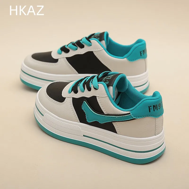 Women's Sports Shoes Platform Non-slip Light Board Casual Shoes Trendy Fashion Breathable Low-cut Elastic Sneakers New Spring
Women's Sports Shoes Platform Non-slip Light Board Casual Shoes Trendy Fashion Breathable Low-cut Elastic Sneakers New Spring