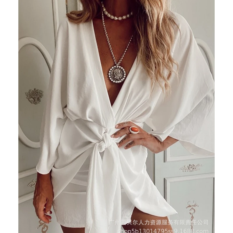 Women's Dress Summer Sexy Solid Color Loose Lace-up Dress Women's Fashion Batwing Sleeve V-neck Irregular Dress
Women's Dress Summer Sexy Solid Color Loose Lace-up Dress Women's Fashion Batwing Sleeve V-neck Irregular Dress