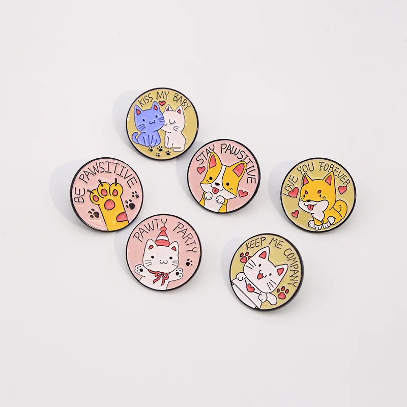 Cute kitten and Puppy Cat Scratch metal Brooch kiss my baby birthday cap kitten cartoon fashion alloy pin clothing accessories
Cute kitten and Puppy Cat Scratch metal Brooch kiss my baby birthday cap kitten cartoon fashion alloy pin clothing accessories