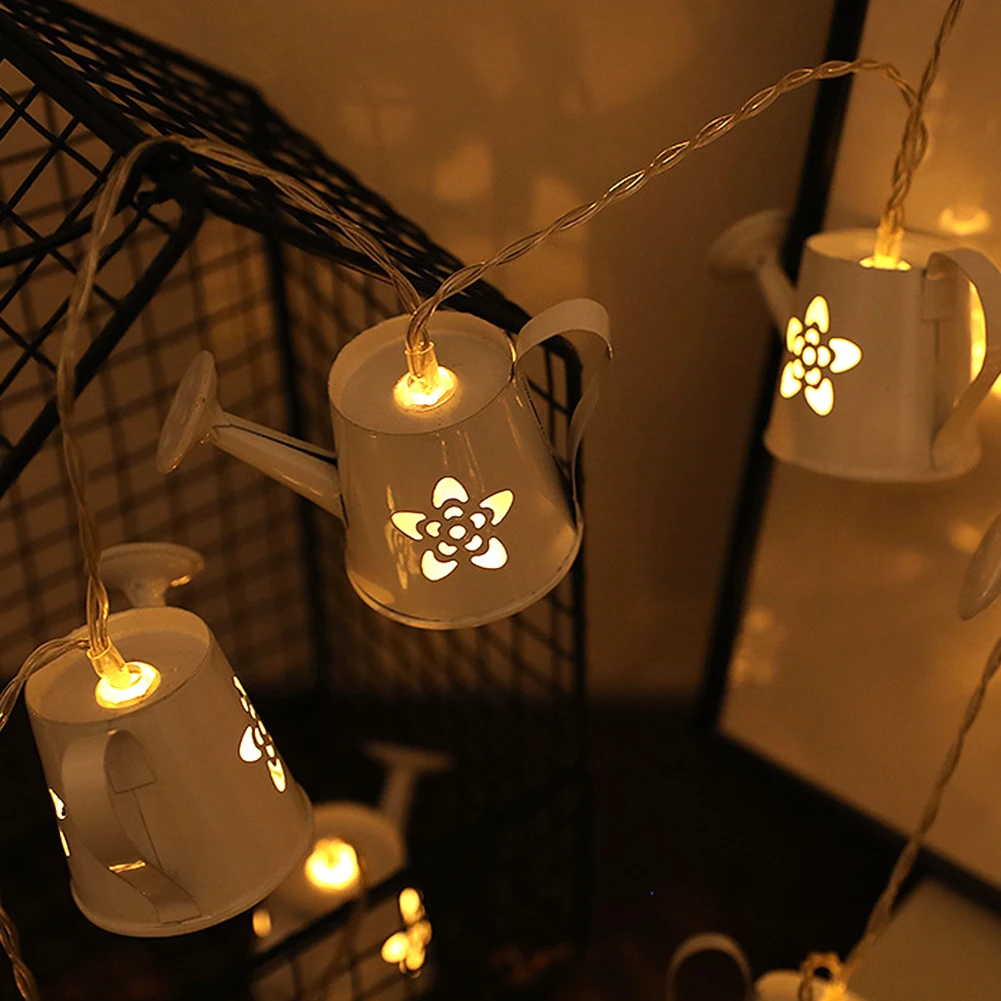 3.5m 20LED Watering Can Fairy Light String Kettle Art Lamp Holiday Party Atmosphere Bedroom Living Room Decoration Lighting
3.5m 20LED Watering Can Fairy Light String Kettle Art Lamp Holiday Party Atmosphere Bedroom Living Room Decoration Lighting