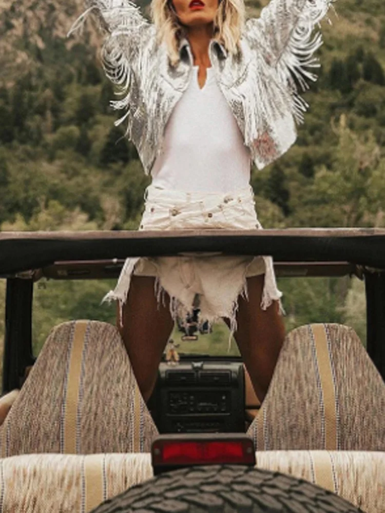 Women Jacket Spring 2022 Tassel Sequin Jacket Fashion Fringed Retro Long-sleeved Silver Reflective Jacket Women Outwear Tops
Women Jacket Spring 2022 Tassel Sequin Jacket Fashion Fringed Retro Long-sleeved Silver Reflective Jacket Women Outwear Tops