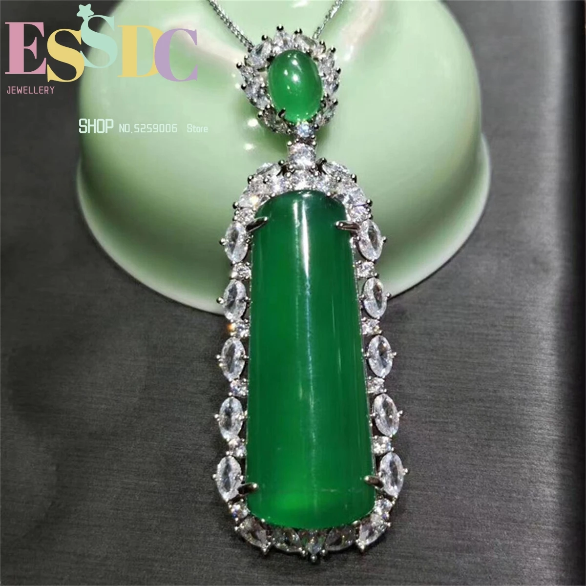 

Natural Emperor Green Ice Chalcedony Pendant S925 Silver Inlaid Sweater Chain Ladies Fashion Jewelry Wholesale Charm Necklace