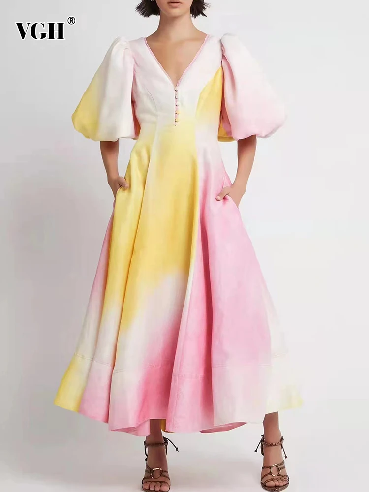VGH Ombre Short Puff Sleeve Dress For Women V Neck Patchwork Buttons High Waist Casual Midi Dresses Female 2022 Fashion Clothing
VGH Ombre Short Puff Sleeve Dress For Women V Neck Patchwork Buttons High Waist Casual Midi Dresses Female 2022 Fashion Clothing