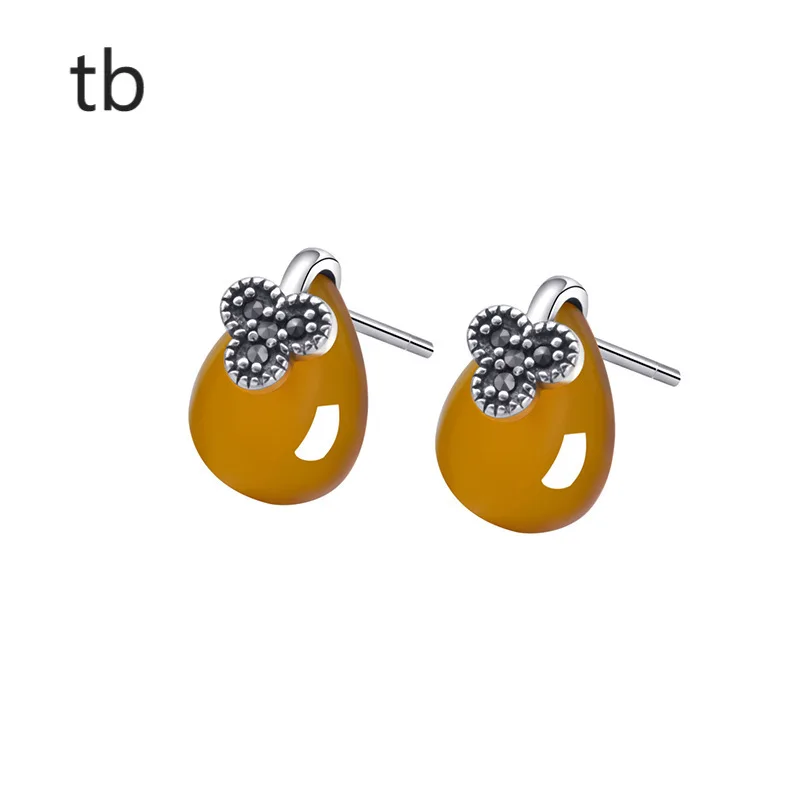 925 high-end European and American long design flower gemstone silver light luxury party high-end earring jewelry
925 high-end European and American long design flower gemstone silver light luxury party high-end earring jewelry