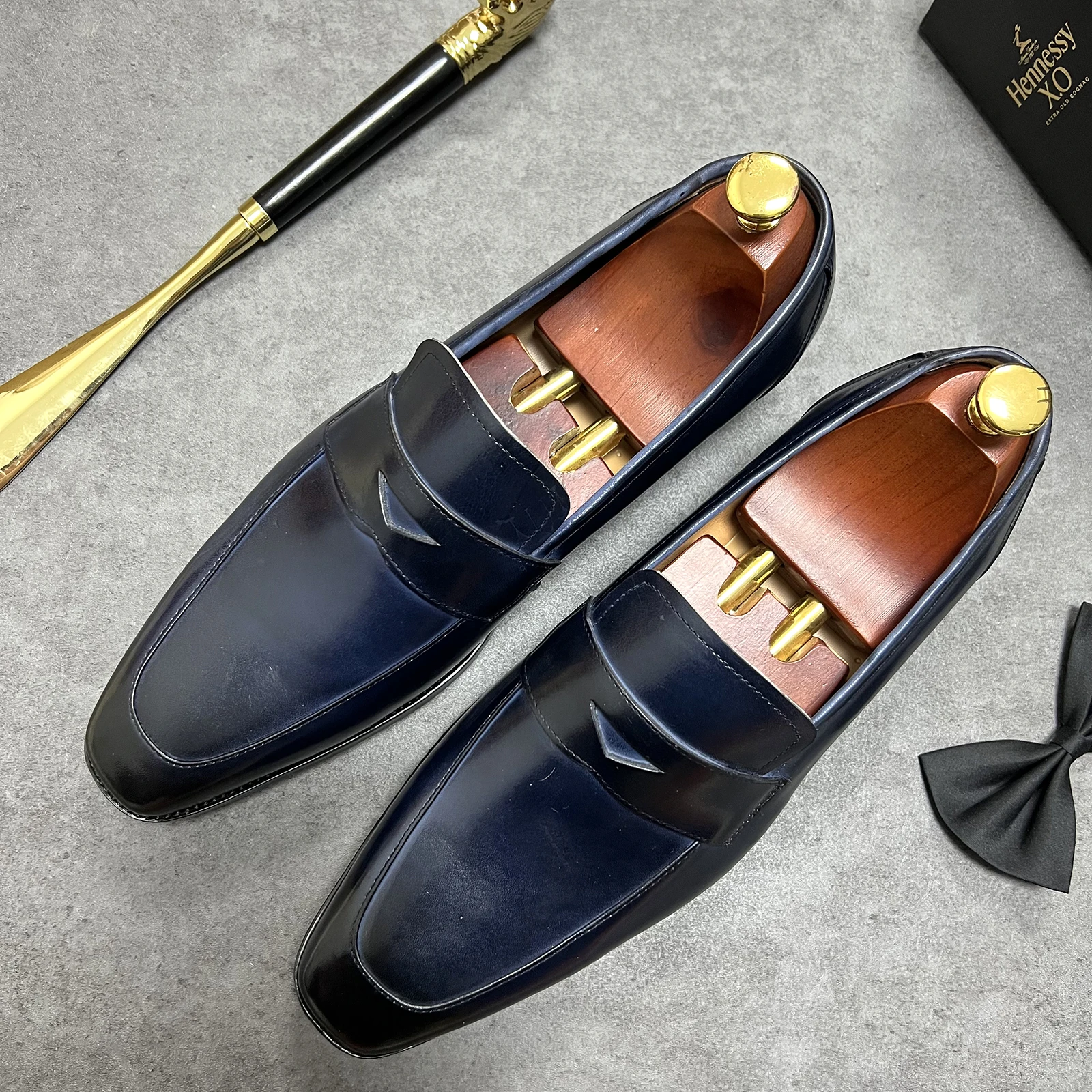 Leather Men's Loafers Round Toe Caps Italian Handmade Shoes Trend Office Men's Formal Shoes Banquet Wedding Shoes 
Leather Men's Loafers Round Toe Caps Italian Handmade Shoes Trend Office Men's Formal Shoes Banquet Wedding Shoes