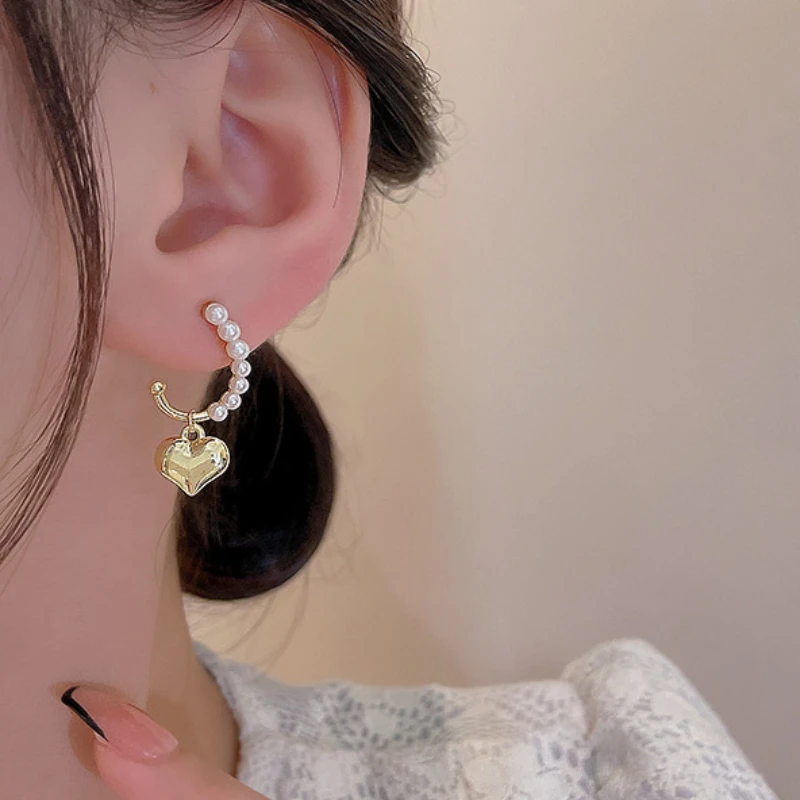 U-Magical Simple Long Tassel C Shape Simulation Pearl Beaded Dangle Earings for Women Gold Love Heart Metal Earings Jewellery
U-Magical Simple Long Tassel C Shape Simulation Pearl Beaded Dangle Earings for Women Gold Love Heart Metal Earings Jewellery
