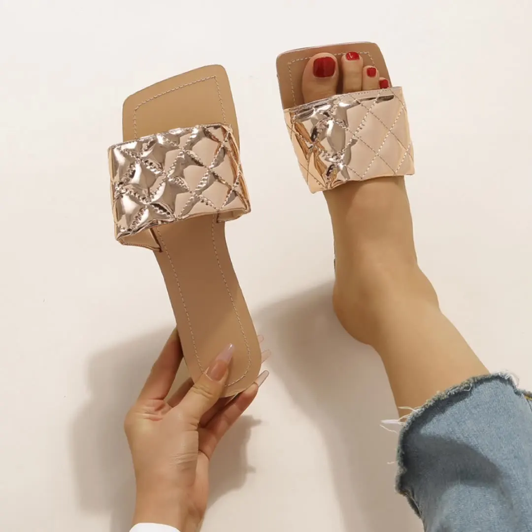 Shoes Woman 2022 Female Slippers Low New Flat Slides PU Appliques Rubber Basic Floral Hoof Heels Fabric Low Female Shoes Slipper
Shoes Woman 2022 Female Slippers Low New Flat Slides PU Appliques Rubber Basic Floral Hoof Heels Fabric Low Female Shoes Slipper