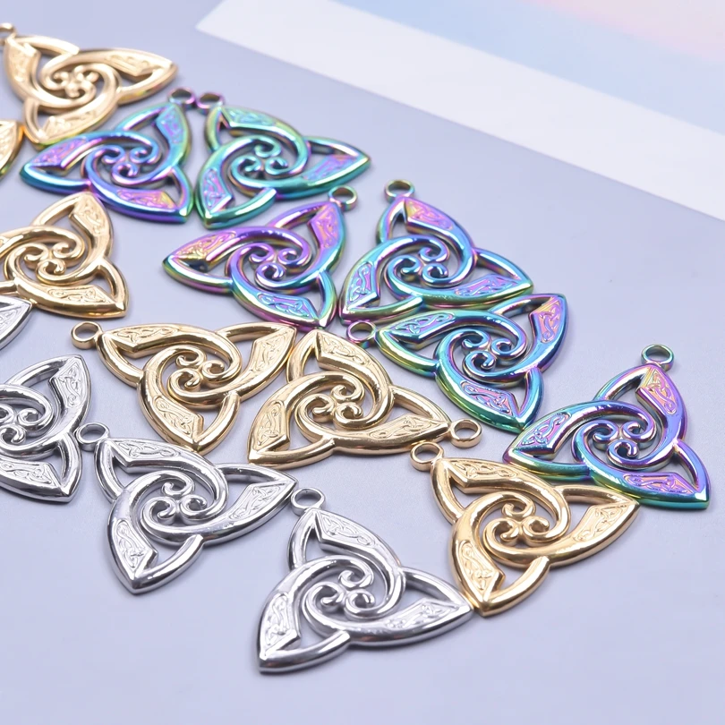 Classic Triangle Titanium Steel Charm For Jewelry Making Supplies No Fade DIY Women/Men Witch's Knot Pendant Handmade Materials 
Classic Triangle Titanium Steel Charm For Jewelry Making Supplies No Fade DIY Women/Men Witch's Knot Pendant Handmade Materials