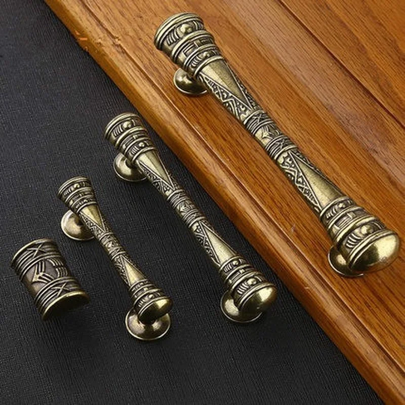 Retro Door Handles Kitchen anccessories Cabinet pulls Handles Drawer Knobs with Screw cupboard handles handles for furniture
Retro Door Handles Kitchen anccessories Cabinet pulls Handles Drawer Knobs with Screw cupboard handles handles for furniture
