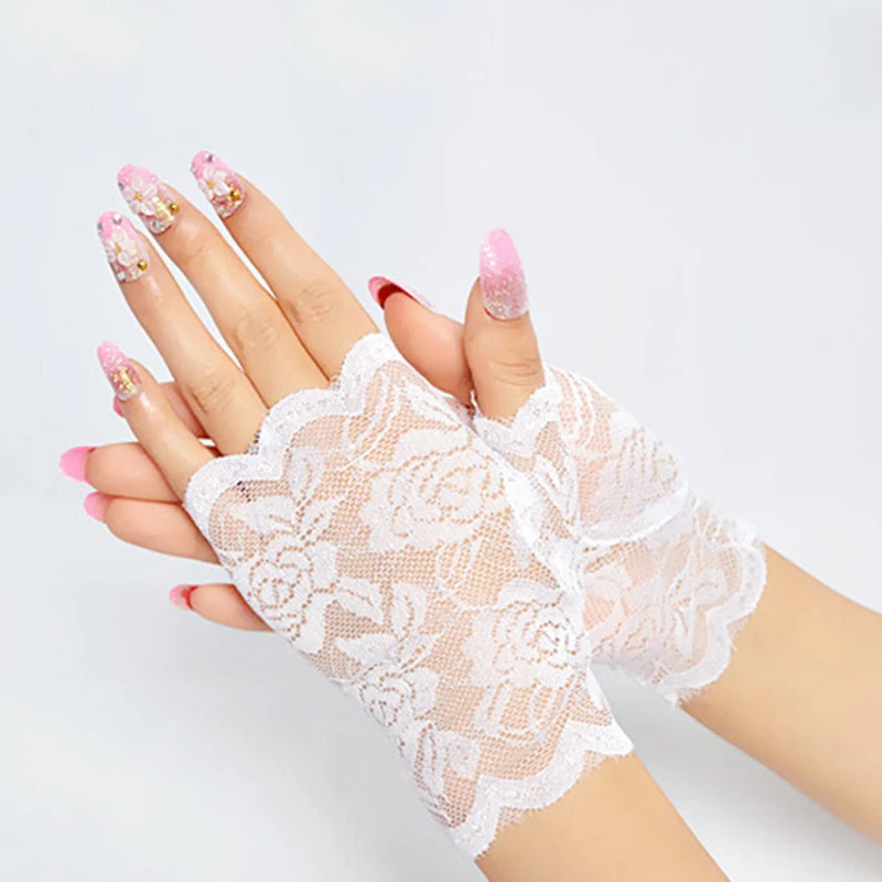 Fashion Sailor Dance Fingerless Womens Sexy Lace Gloves Short Tulle Gloves Elegant Lady Ultra Thin Floral Gloves Half Finger
Fashion Sailor Dance Fingerless Womens Sexy Lace Gloves Short Tulle Gloves Elegant Lady Ultra Thin Floral Gloves Half Finger