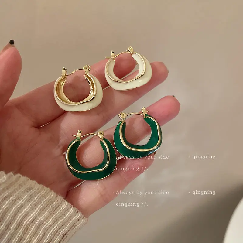 Irregular Circle Earrings for Women 2022 New Trend Personality Niche Design Earrings Female Fashion Jewerly Bestfriend Gifts
Irregular Circle Earrings for Women 2022 New Trend Personality Niche Design Earrings Female Fashion Jewerly Bestfriend Gifts