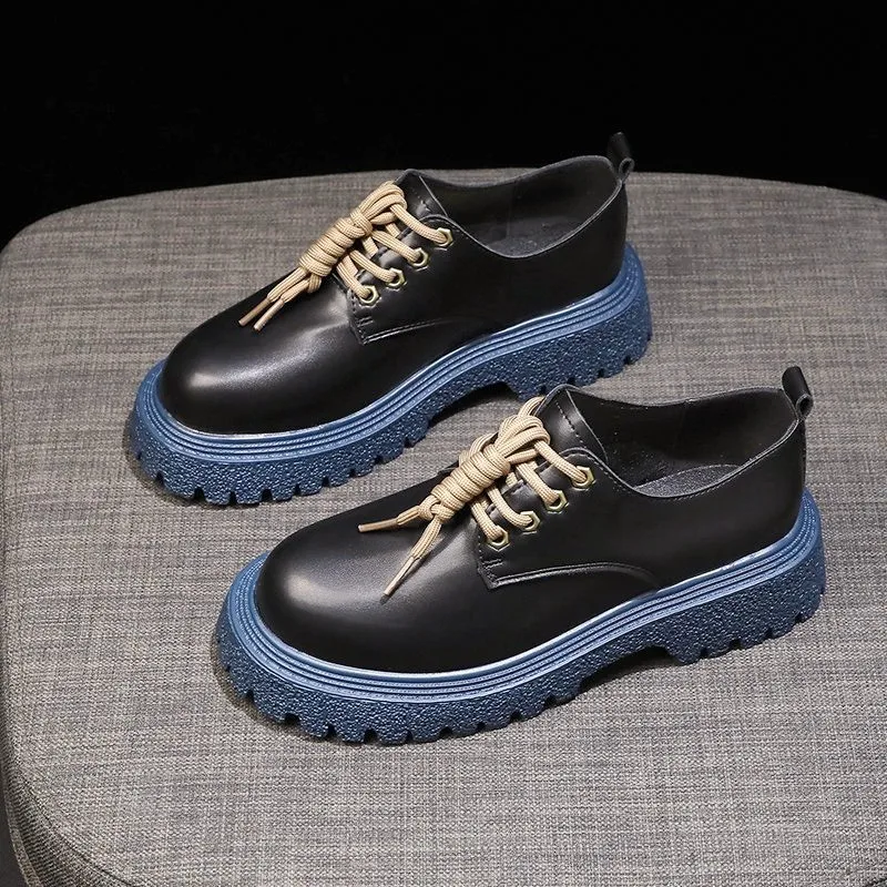 New Style Cute Brocher-heeled Shoes Ladies Lace-up Waterproof Leather Shoes Thick Soled Heighten Non Slip Zapatos De Mujer 2022
New Style Cute Brocher-heeled Shoes Ladies Lace-up Waterproof Leather Shoes Thick Soled Heighten Non Slip Zapatos De Mujer 2022