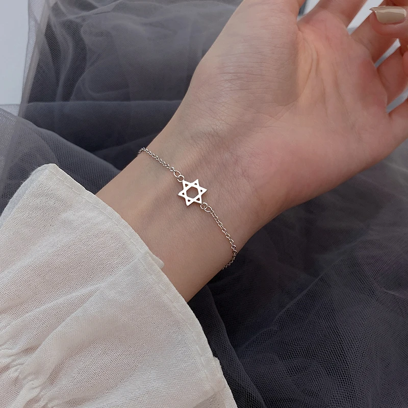 925 Sterling Silver Bracelet Women's 2023 New Tide Cold Wind Niche Light Luxury Senior Sense Hand Accessories
925 Sterling Silver Bracelet Women's 2023 New Tide Cold Wind Niche Light Luxury Senior Sense Hand Accessories
