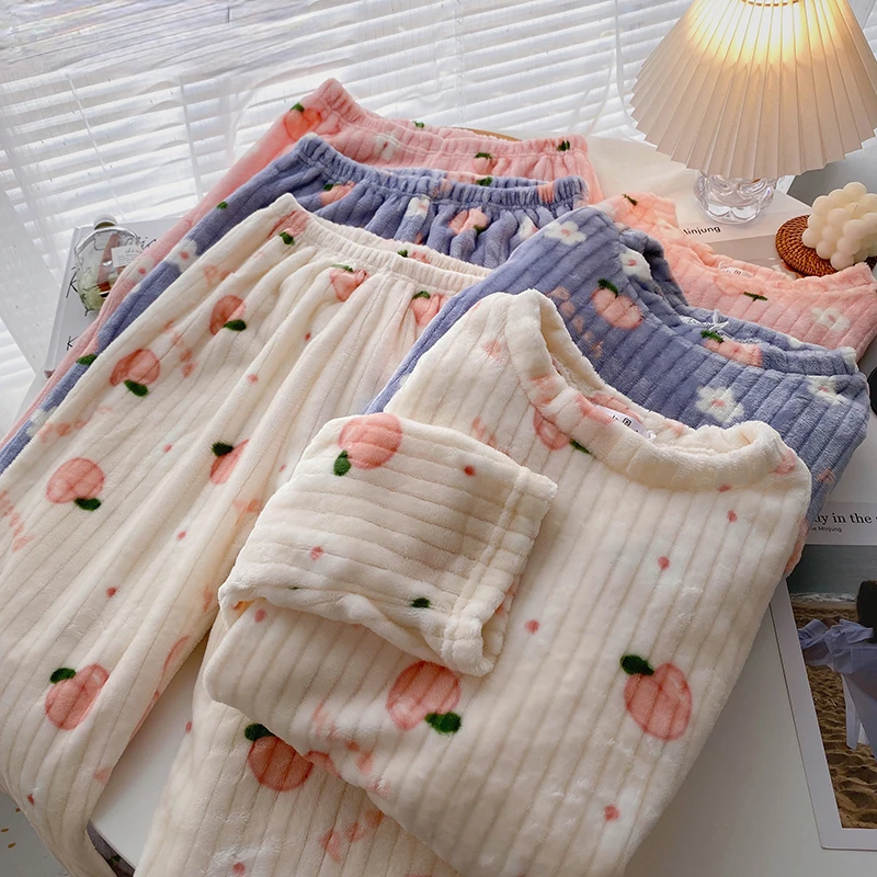 2022 Winter Pajamas Set for Women Warm Sleepwear Pajamas Sweet Flannel Pijama Print Long Sleeve Home Suit 
2022 Winter Pajamas Set for Women Warm Sleepwear Pajamas Sweet Flannel Pijama Print Long Sleeve Home Suit