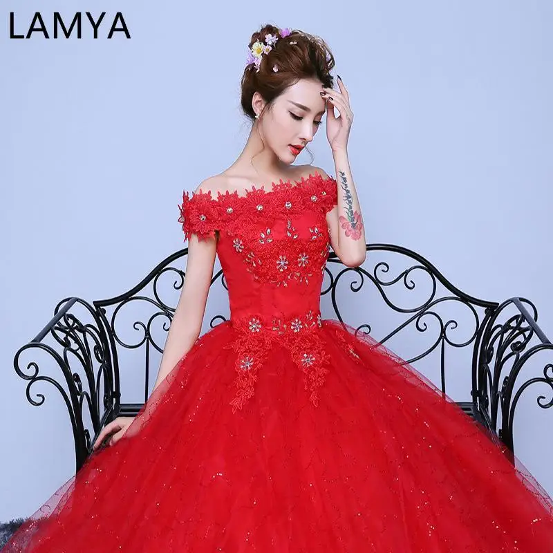 LAMYA Red Wedding Dress 2021 Gold Embroidery Long Sleeve Muslim Wedding Gowns Plus Size Vestido de novia Free Shipping
LAMYA Red Wedding Dress 2021 Gold Embroidery Long Sleeve Muslim Wedding Gowns Plus Size Vestido de novia Free Shipping