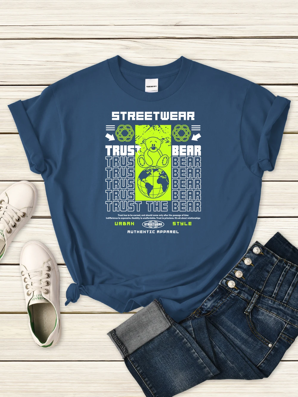 

Футболка женская в городском стиле, уличная одежда с надписью Trust The Bear, удобная винтажная рубашка в стиле хип-хоп, с графическим принтом, на лето