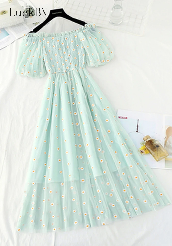 Женское винтажное платье с рюшами, элегантное Сетчатое вечерние с вышивкой и открытыми плечами, во французском стиле, 2022
Женское винтажное платье с рюшами, элегантное Сетчатое вечерние с вышивкой и открытыми плечами, во французском стиле, 2022