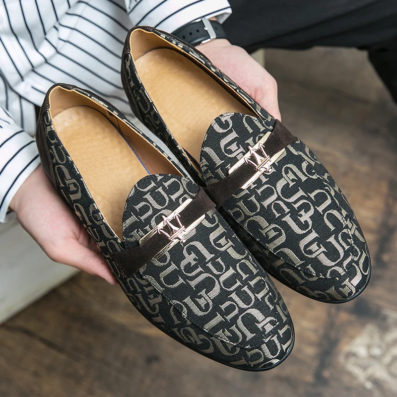 2022 Fashion Men Casual Shoes Luxury Brand Fabric Mens Loafers Moccasins Breathable Slip on social Boat Shoes Zapatos Hombre
2022 Fashion Men Casual Shoes Luxury Brand Fabric Mens Loafers Moccasins Breathable Slip on social Boat Shoes Zapatos Hombre