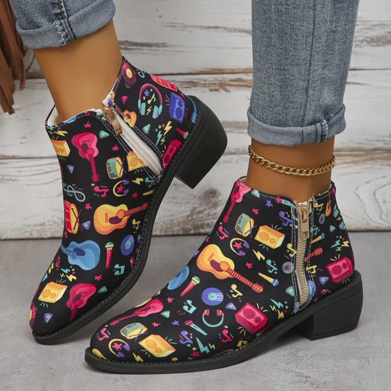 Ladies Shoes on Sale 2023 Trendy Printed Women's Boots Comfortable Mid-heeled Chelsea Boots Classic Pointed Toe Lady Naked Boots
Ladies Shoes on Sale 2023 Trendy Printed Women's Boots Comfortable Mid-heeled Chelsea Boots Classic Pointed Toe Lady Naked Boots