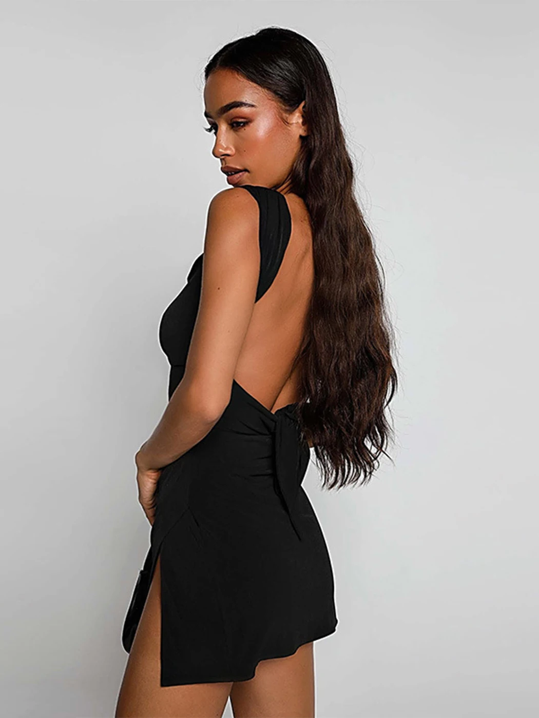 Simple Solid Color Backless Summer Dress Casual Sheath Short Dress Sleeveless Square Collar Slit Slim Women Dress 2023 New 
Simple Solid Color Backless Summer Dress Casual Sheath Short Dress Sleeveless Square Collar Slit Slim Women Dress 2023 New