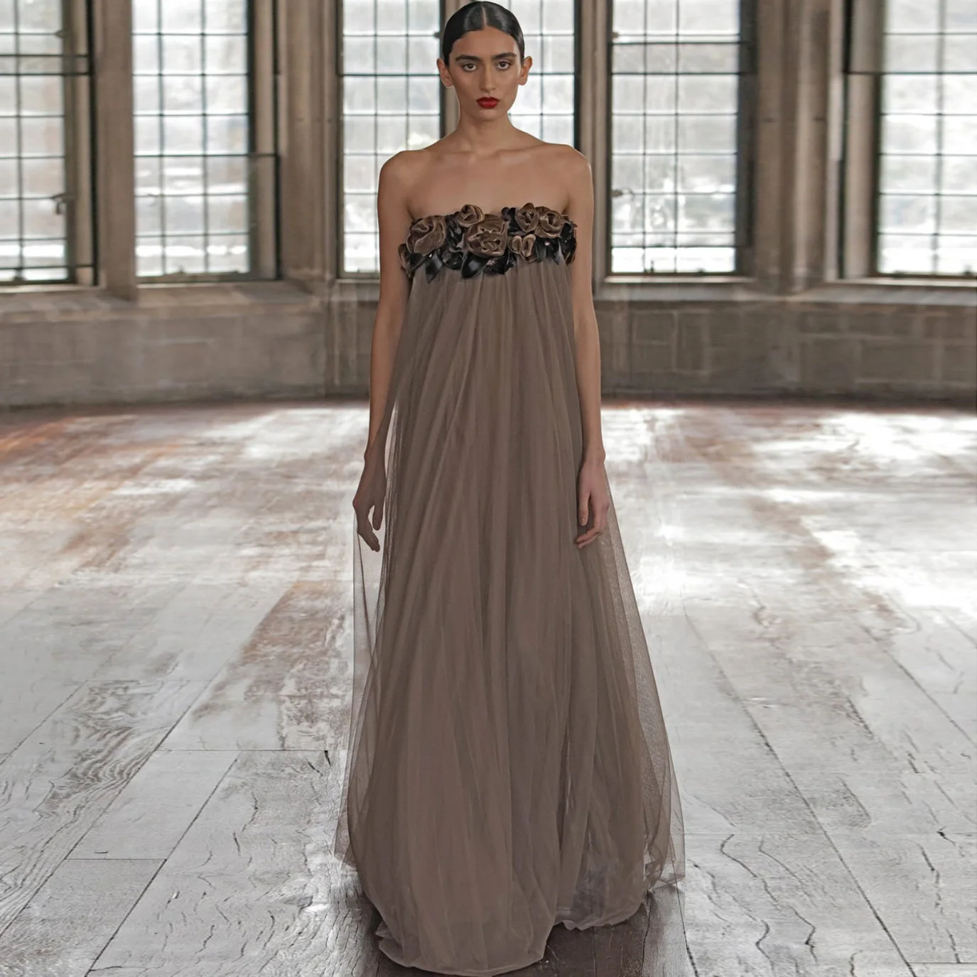 Strapless Brown Tulle Dress A-line Applique Evening Dresses For Women Custom Made Bridesmaid Dress Floor Length Floral Gown
Strapless Brown Tulle Dress A-line Applique Evening Dresses For Women Custom Made Bridesmaid Dress Floor Length Floral Gown