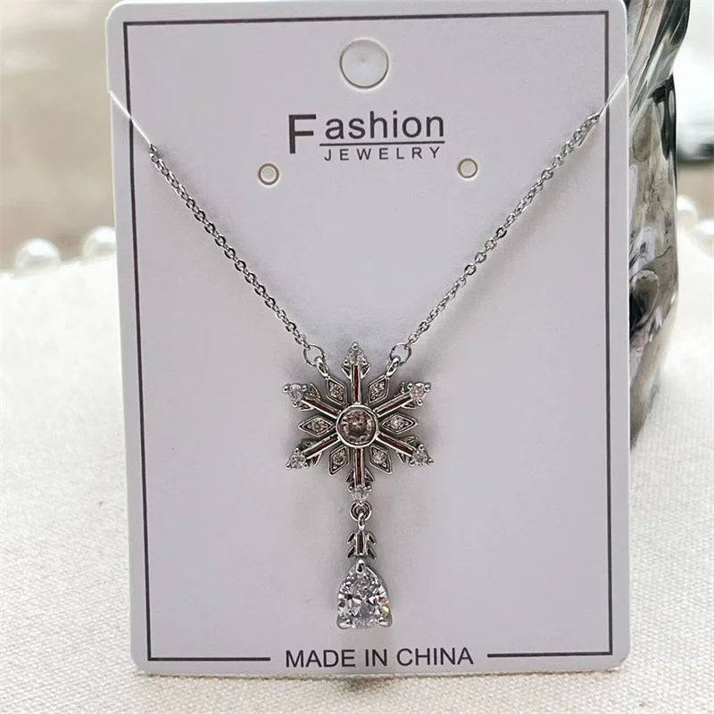 European and American Antique Clavicle Chain Women's Pendant Antique Copper Chain Cool Spice Girl Style Accessories Wholesale
European and American Antique Clavicle Chain Women's Pendant Antique Copper Chain Cool Spice Girl Style Accessories Wholesale