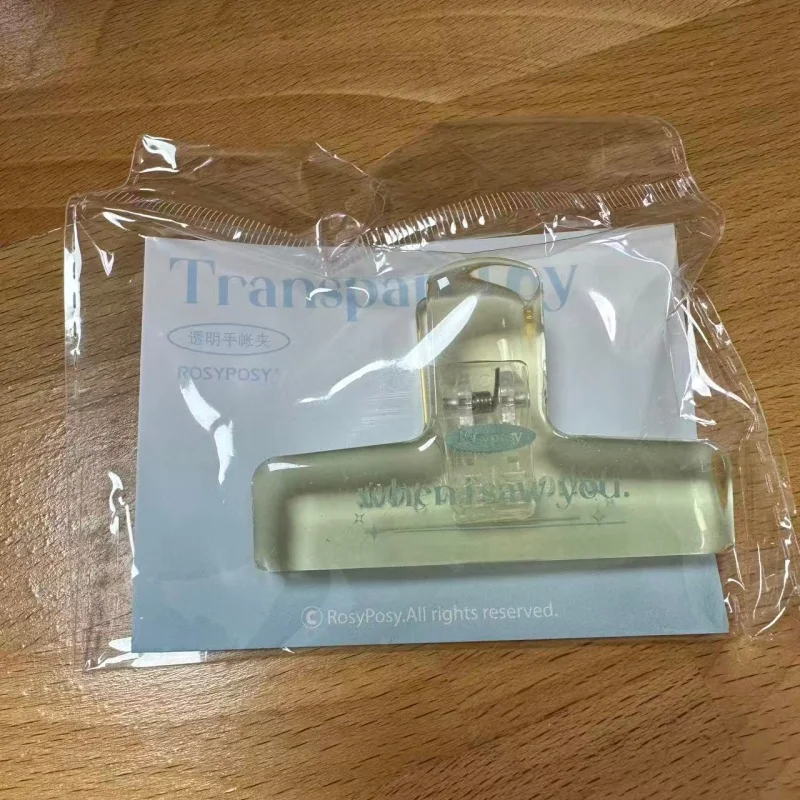 Прозрачный акриловый зажим для бумаги VALIOSOPA
Прозрачный акриловый зажим для бумаги VALIOSOPA