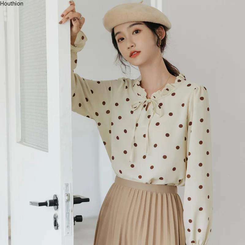 Women's Blouses Casual Long Sleeve Chiffon Shirt Summer Polka Dots Lady O-neck Plus Size 20117 Fashion Top
Women's Blouses Casual Long Sleeve Chiffon Shirt Summer Polka Dots Lady O-neck Plus Size 20117 Fashion Top