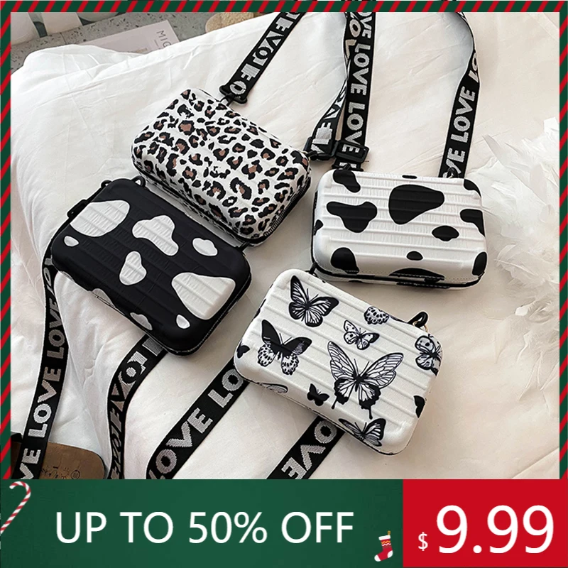 AIOSC Sanrio ShoulderBags for Women Fashion Small Luggage Bag New Suitcase Shape Mini Bag PU Single Cartoon Clutch Handbag
AIOSC Sanrio ShoulderBags for Women Fashion Small Luggage Bag New Suitcase Shape Mini Bag PU Single Cartoon Clutch Handbag